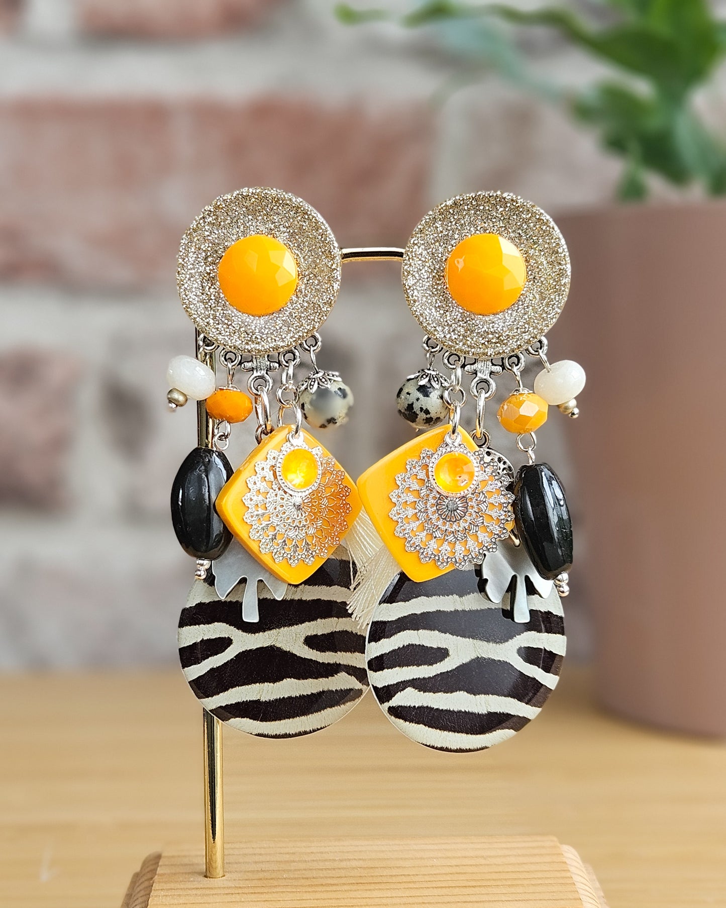 BO ivoire, noire & orange safran