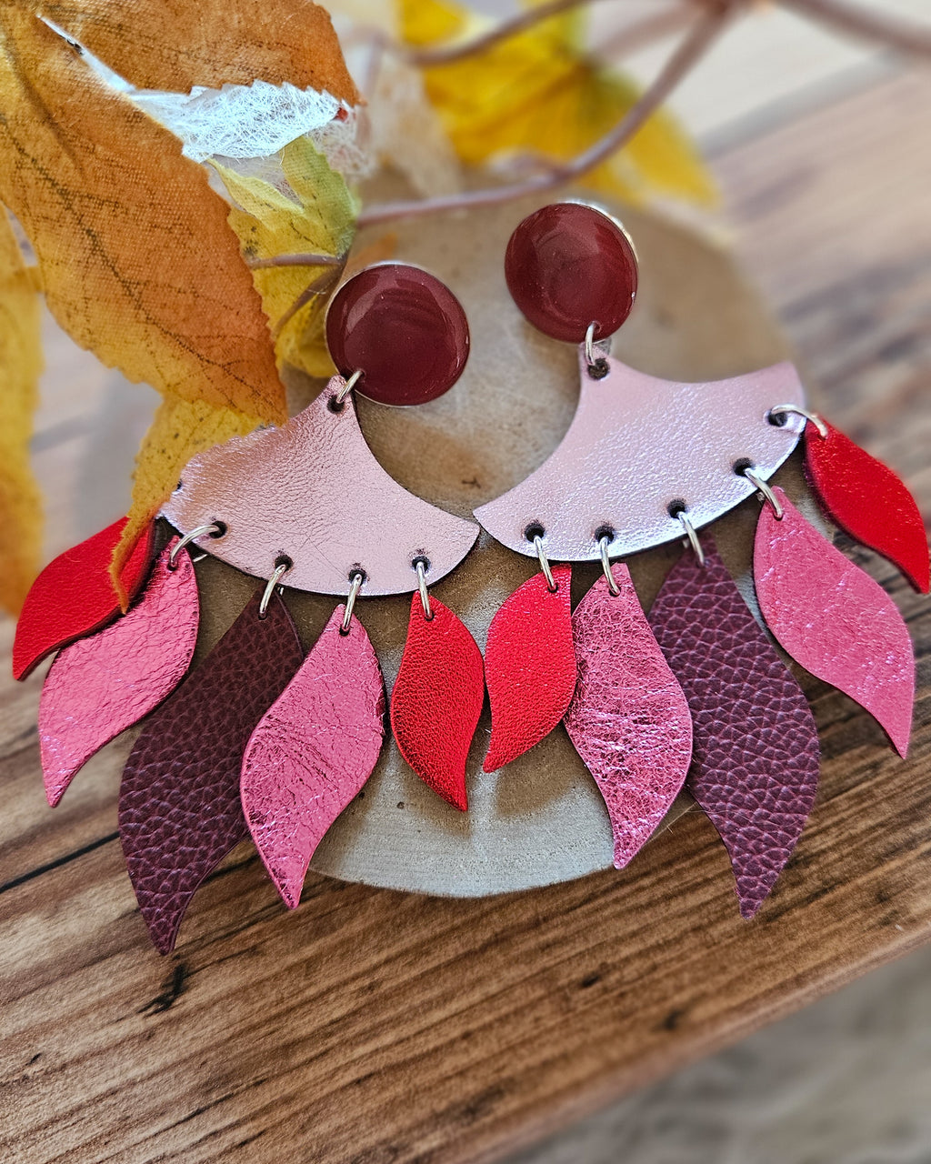 Boucle éventail rouge, rose & bordeau