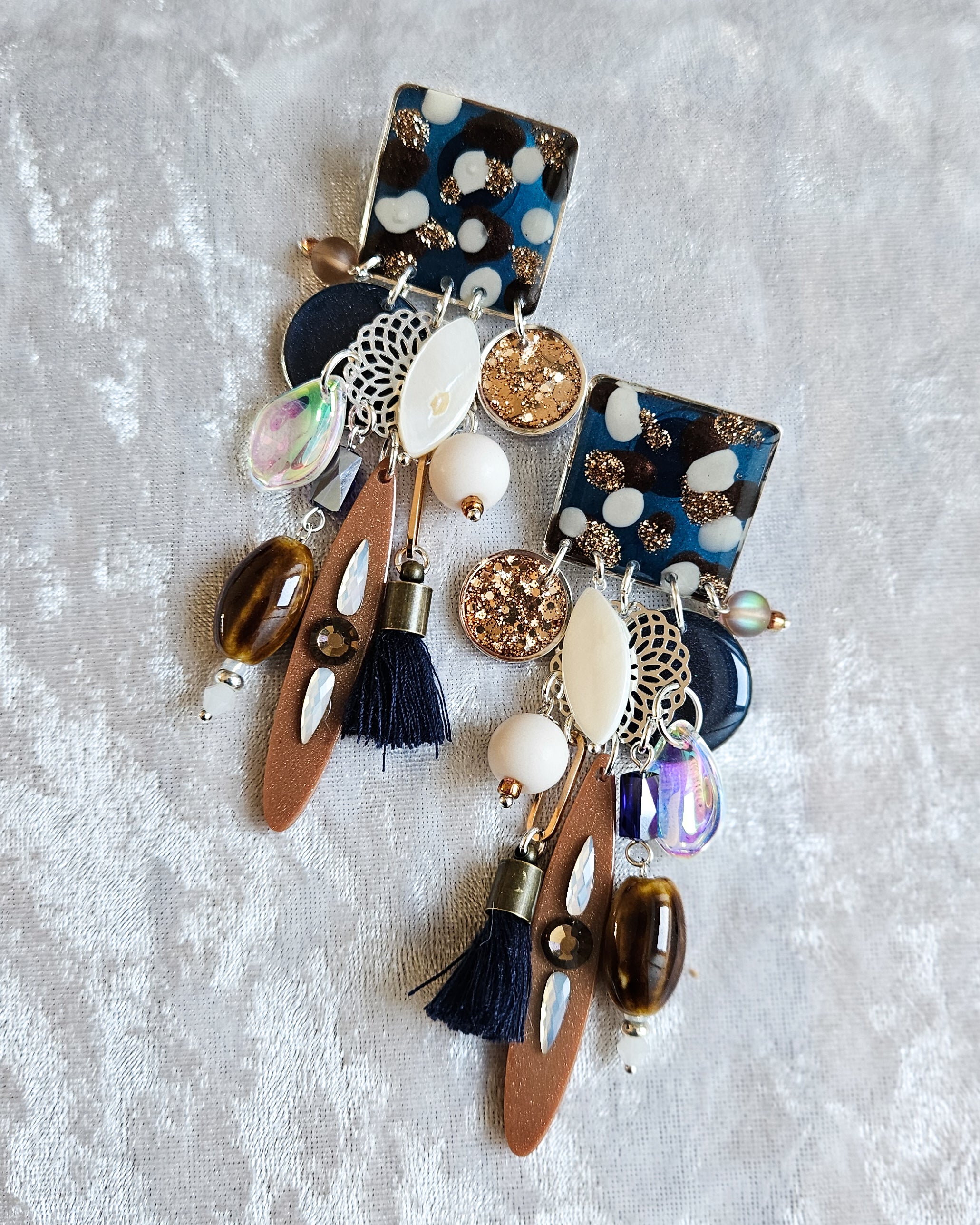 Boucle bleue, marron & lait