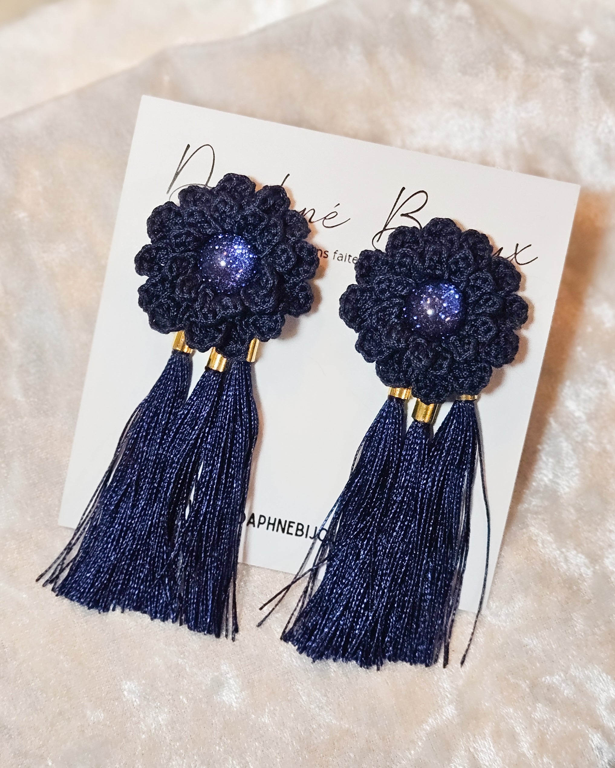 Boucle dahlia pompon marine