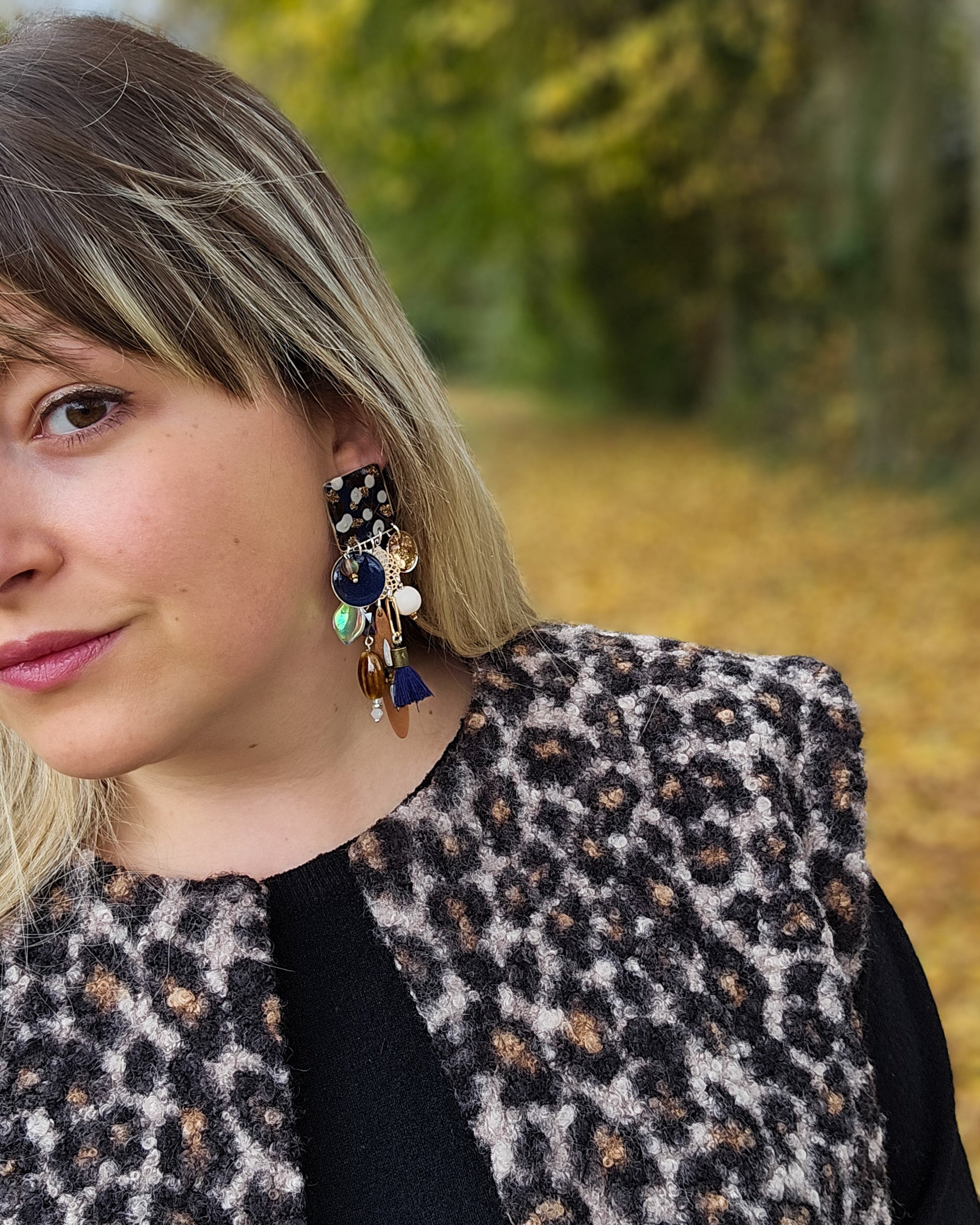 Boucle bleue, marron & lait