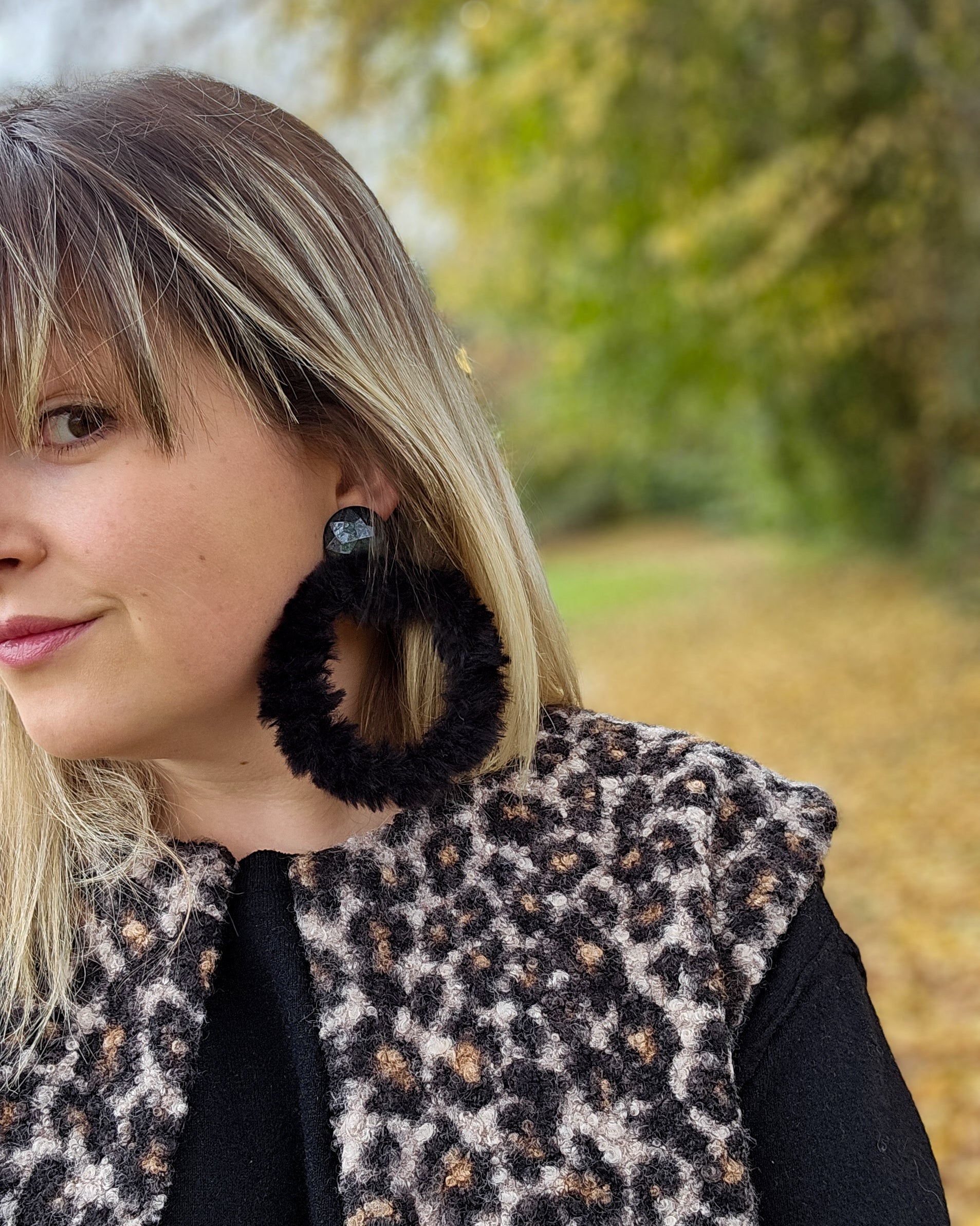 Créole féline noire 7cm