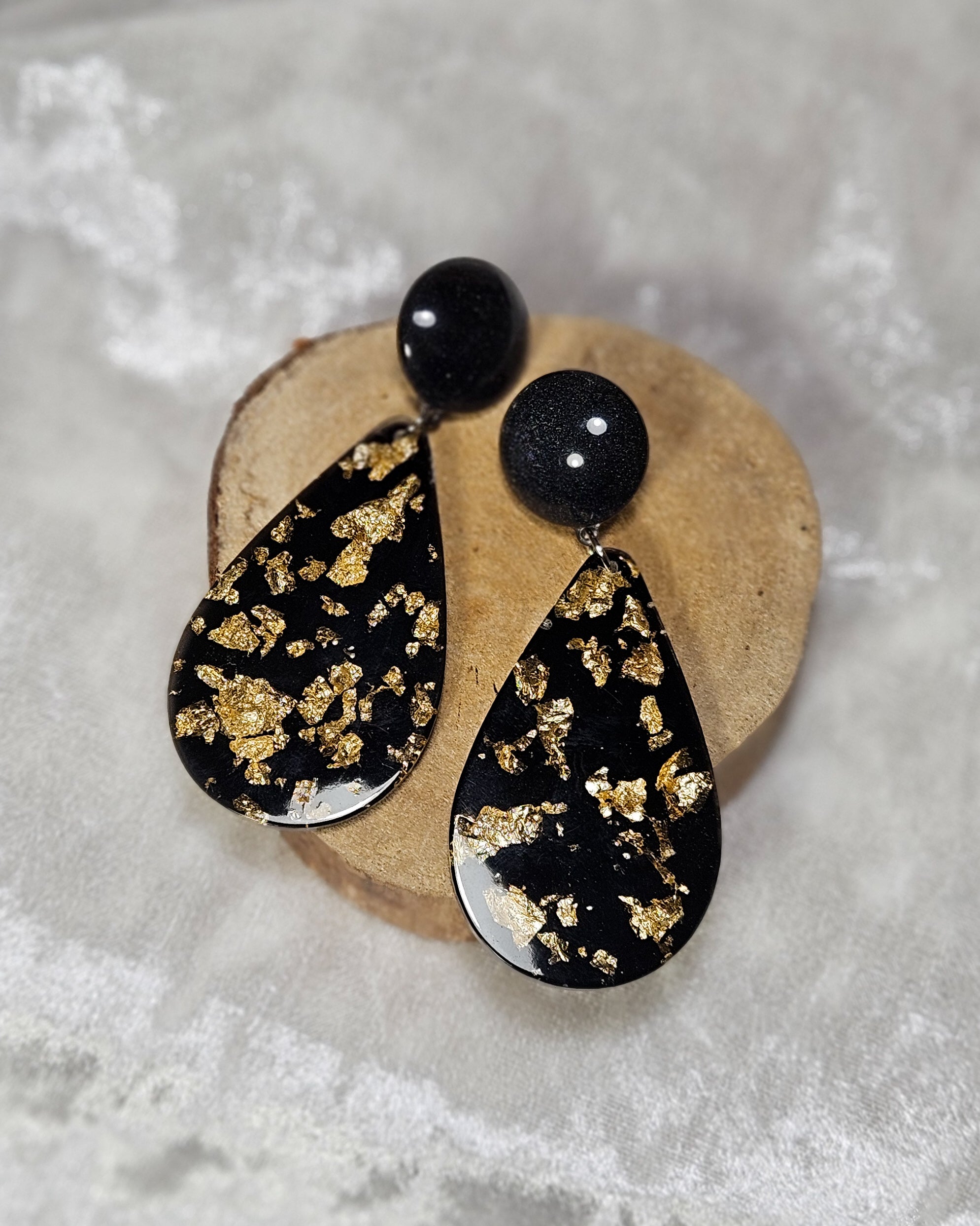 Boucle goutte noire & éclat d'or