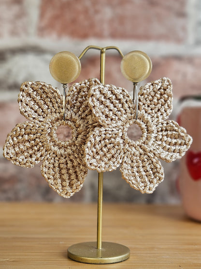 Boucle jasmin crochet beige doré (moyenne)