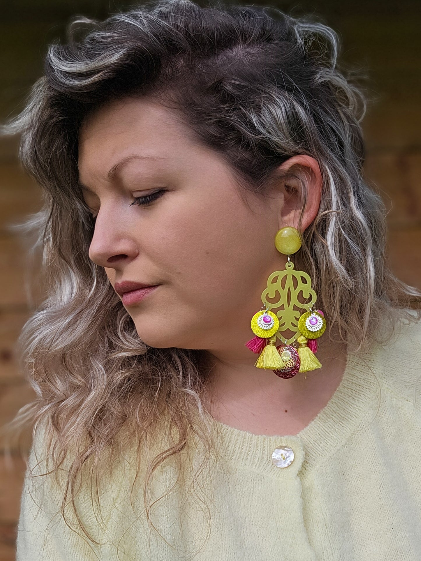 Boucle chandelier jaune & fuchsia