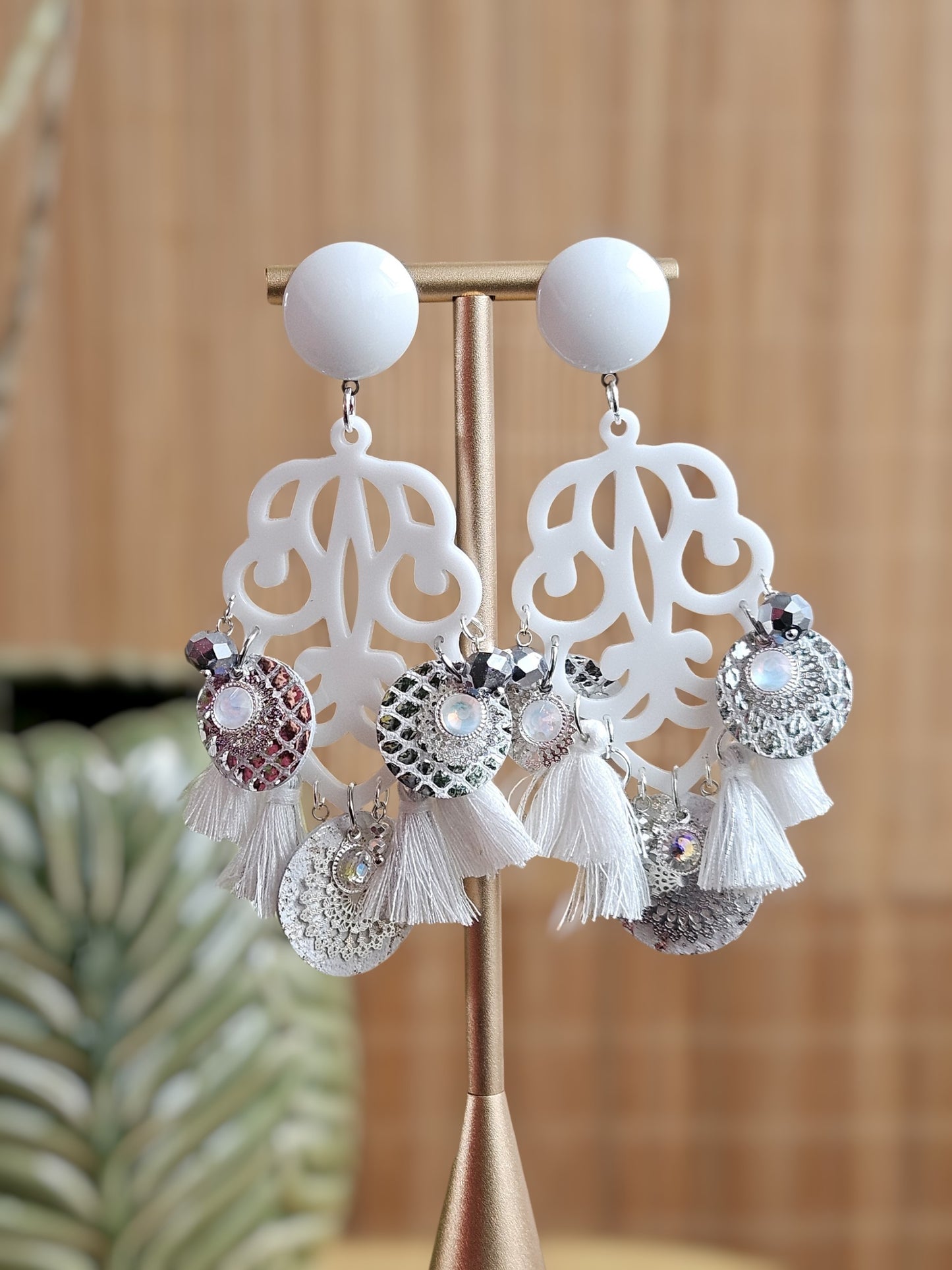 Boucle chandelier blanc