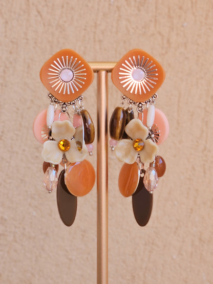 Boucle caramel, rose et marron
